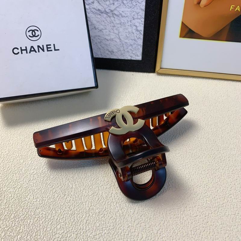 Chanel Hair Grab Clip 12lyx29 (5)